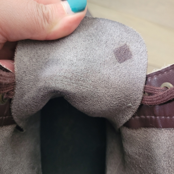 Doc Martens brown vegan 8-eye boots in Size 10 - Picture 11 of 15